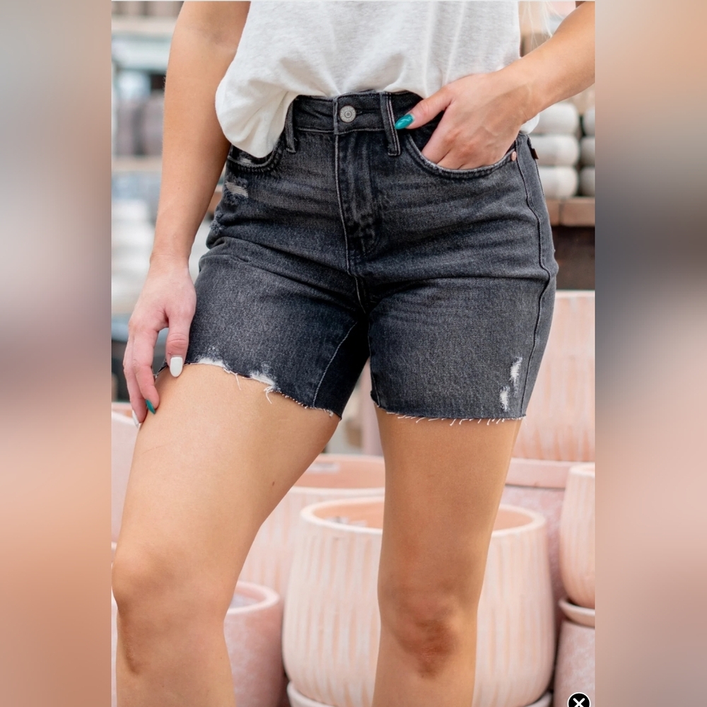 NWT Judy Blue Rigid Magic, High Rise, Black Denim Shorts Sz XL